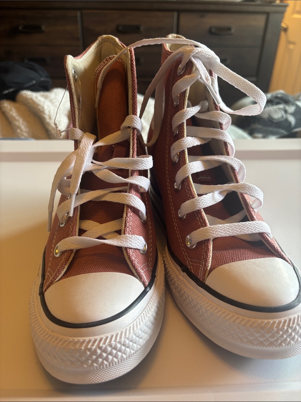 Women’s platform converse